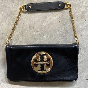 Black Tory Burch Reva clutch